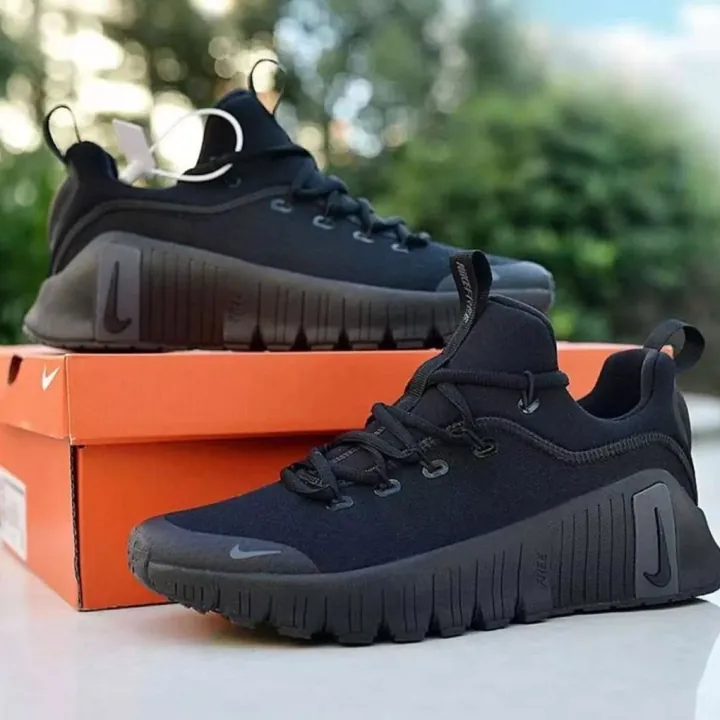 Nike Free Metcon 6 – triple black